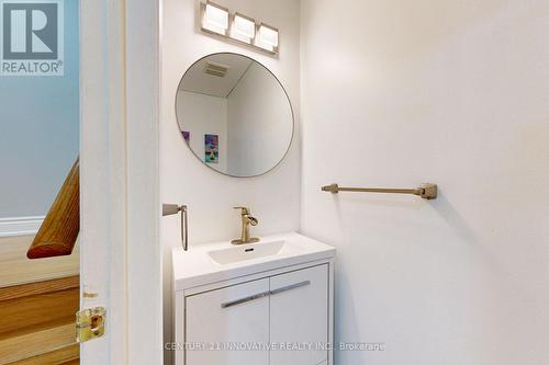 31 Stable Gate, Brampton (Northwest Sandalwood Parkway), ON - Indoor Photo Showing Bathroom