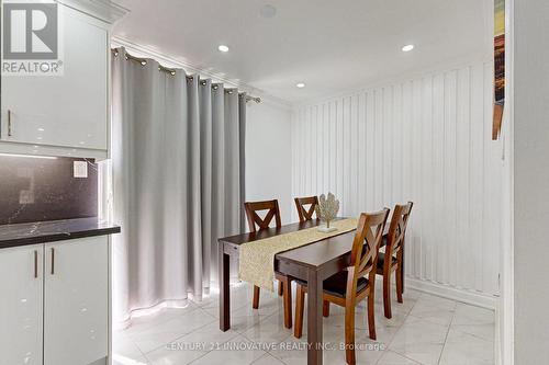 31 Stable Gate, Brampton (Northwest Sandalwood Parkway), ON - Indoor Photo Showing Dining Room