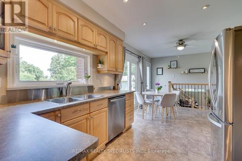 258 Glenwood Crescent, Caledon (Bolton East), ON - Indoor Photo Showing Kitchen With Double Sink