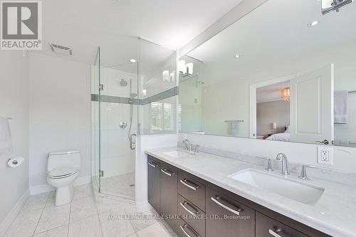 8 Inverhuron Trail, Oakville (River Oaks), ON - Indoor Photo Showing Bathroom