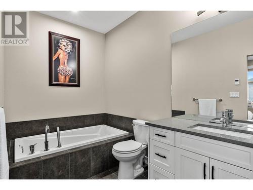 2045 Galore Crescent, Kamloops, BC - Indoor Photo Showing Bathroom