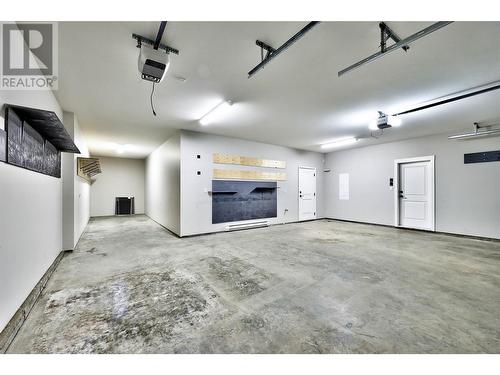 2045 Galore Crescent, Kamloops, BC - Indoor Photo Showing Garage