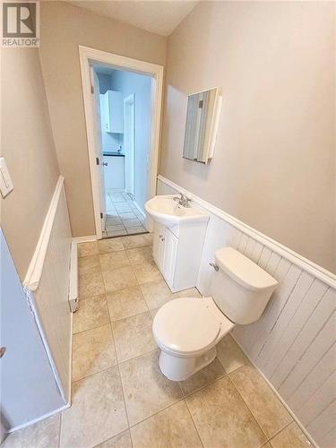 144 John Street, Moncton, NB - Indoor Photo Showing Bathroom