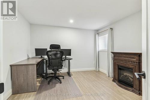 6 Anderson Court, Halton Hills (Georgetown), ON - Indoor Photo Showing Office