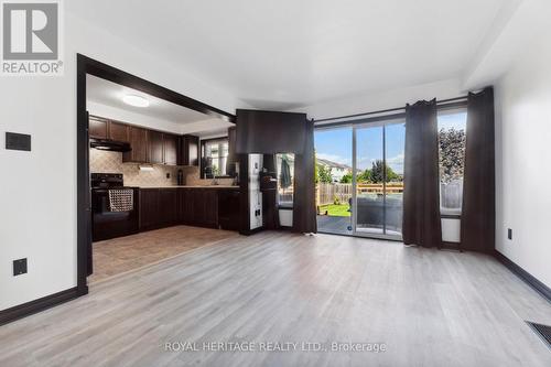 92 Shrewsbury Drive, Whitby (Brooklin), ON - Indoor Photo Showing Kitchen