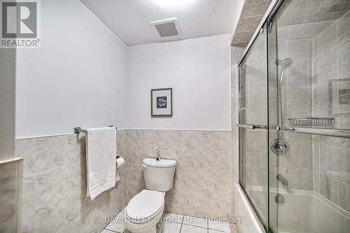 52 Yatesbury Road, Toronto (Bayview Woods-Steeles), ON - Indoor Photo Showing Bathroom