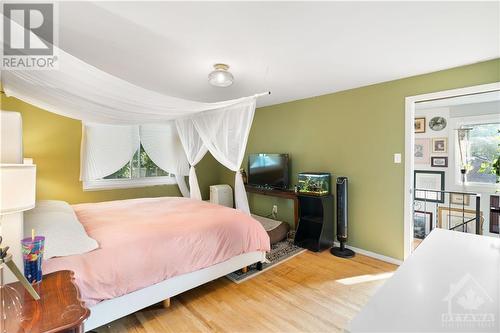 1493 Morisset Avenue, Ottawa, ON - Indoor Photo Showing Bedroom