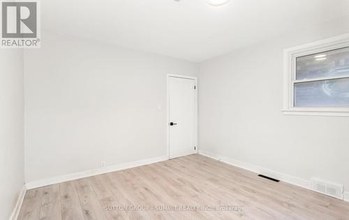 11 Garnet Street, St. Catharines, ON - Indoor Photo Showing Other Room