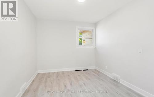 11 Garnet Street, St. Catharines, ON - Indoor Photo Showing Other Room