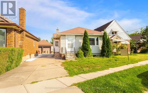 11 Garnet Street, St. Catharines, ON - Outdoor With Facade