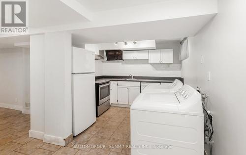 11 Garnet Street, St. Catharines, ON - Indoor Photo Showing Laundry Room