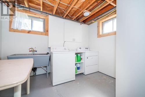 33486 Highway 17 Highway, Deep River, ON - Indoor Photo Showing Laundry Room