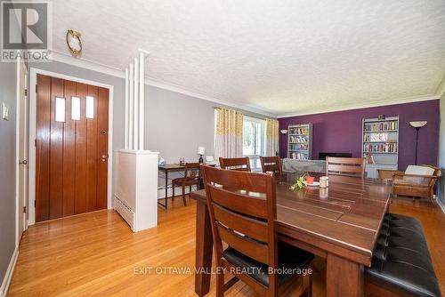 33486 Highway 17, Deep River, ON - Indoor Photo Showing Dining Room