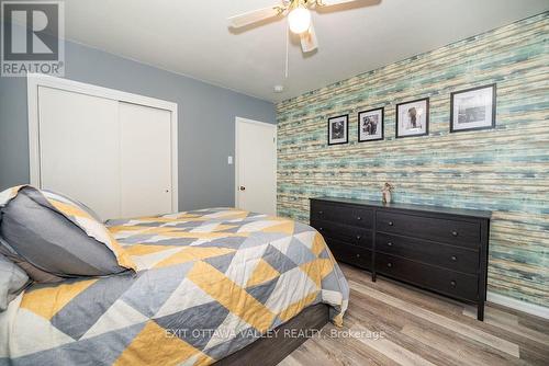 33486 Highway 17, Deep River, ON - Indoor Photo Showing Bedroom