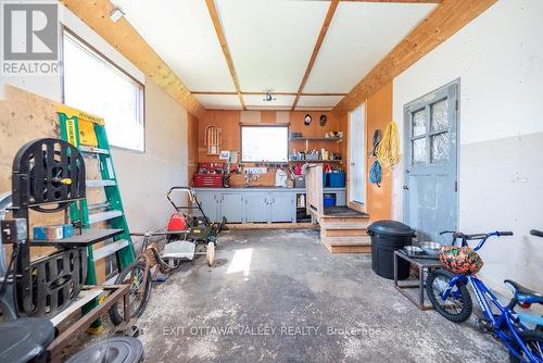 33486 Highway 17, Deep River, ON - Indoor