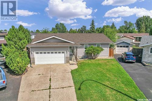 14 Mccully Crescent, Saskatoon, SK - Outdoor