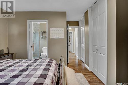 14 Mccully Crescent, Saskatoon, SK - Indoor Photo Showing Bedroom