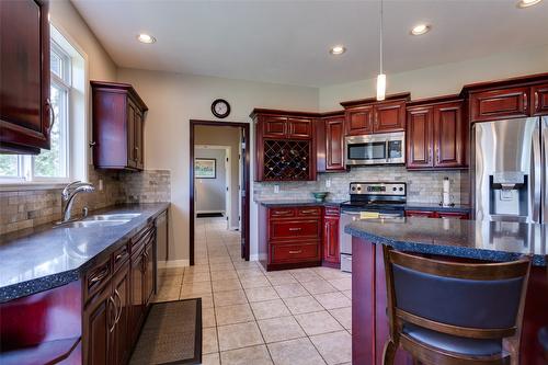 2233 Helgason Drive, West Kelowna, BC - Indoor Photo Showing Kitchen With Double Sink