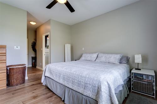 2233 Helgason Drive, West Kelowna, BC - Indoor Photo Showing Bedroom