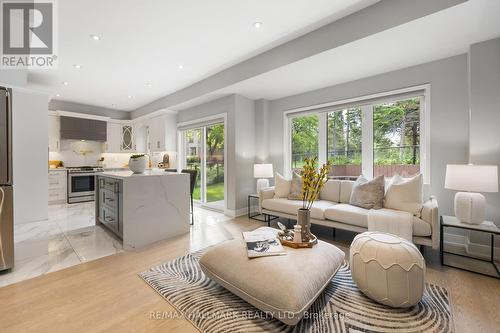 48 Post Oak Drive, Richmond Hill, ON - Indoor Photo Showing Living Room