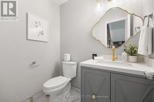 48 Post Oak Drive, Richmond Hill, ON - Indoor Photo Showing Bathroom