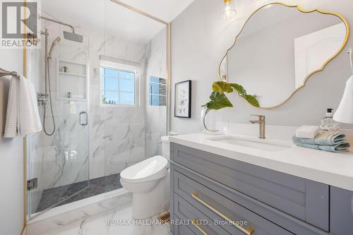 48 Post Oak Drive, Richmond Hill, ON - Indoor Photo Showing Bathroom