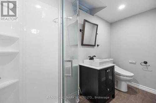 48 Post Oak Drive, Richmond Hill, ON - Indoor Photo Showing Bathroom