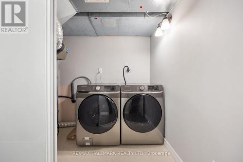 48 Post Oak Drive, Richmond Hill, ON - Indoor Photo Showing Laundry Room