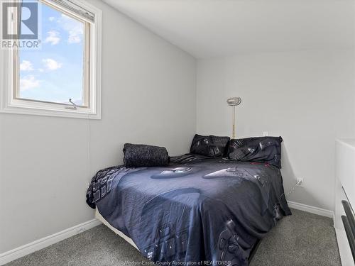 2576 Rossini, Windsor, ON - Indoor Photo Showing Bedroom