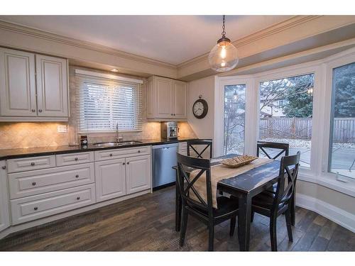 Kitchen. - 443 Cottingham Crescent, Hamilton, ON - Indoor