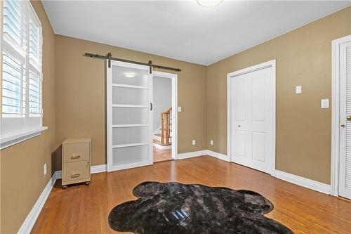 4 Cambria Court, Hamilton, ON - Indoor Photo Showing Other Room