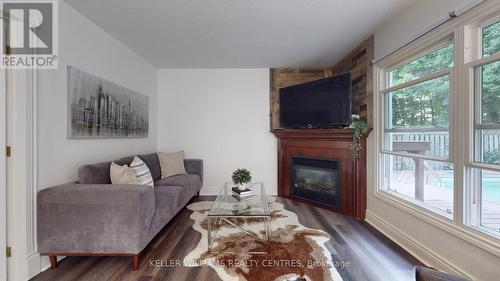 48 Morgan Drive, Haldimand, ON - Indoor Photo Showing Living Room With Fireplace