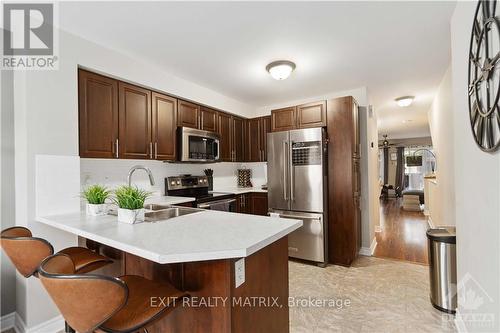 9 - 2224 Marble Crescent, Prescott And Russell, ON - Indoor Photo Showing Kitchen With Double Sink