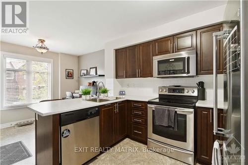 9 - 2224 Marble Crescent, Prescott And Russell, ON - Indoor Photo Showing Kitchen