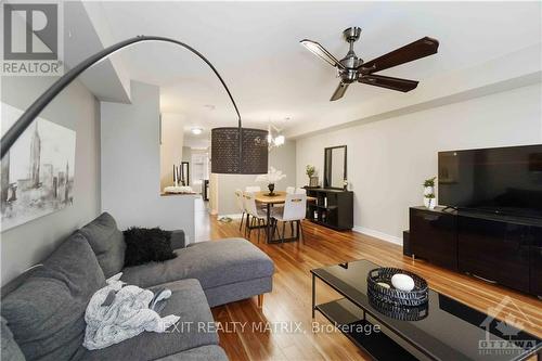 9 - 2224 Marble Crescent, Prescott And Russell, ON - Indoor Photo Showing Living Room