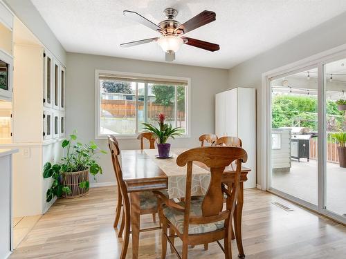 675 Seaford Road, Kelowna, BC - Indoor Photo Showing Dining Room