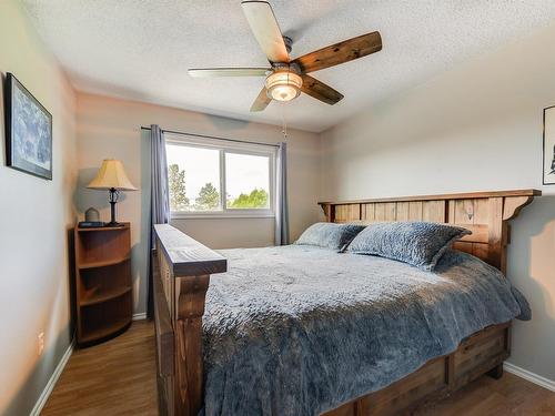 675 Seaford Road, Kelowna, BC - Indoor Photo Showing Bedroom