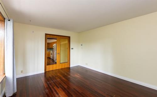 3811 11 Avenue, Salmon Arm, BC - Indoor Photo Showing Other Room