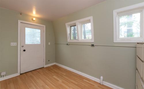 3811 11 Avenue, Salmon Arm, BC - Indoor Photo Showing Other Room