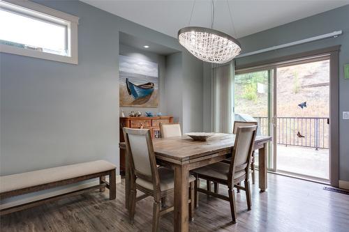 1386 Wilmot Avenue, Kelowna, BC - Indoor Photo Showing Dining Room