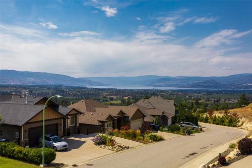 1386 Wilmot Avenue, Kelowna, BC - Outdoor With View