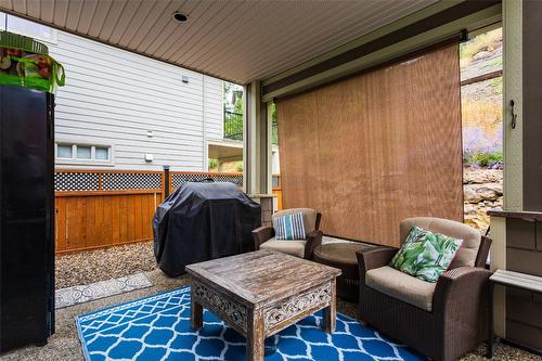 1386 Wilmot Avenue, Kelowna, BC - Outdoor With Deck Patio Veranda With Exterior