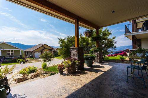 1386 Wilmot Avenue, Kelowna, BC - Outdoor With Deck Patio Veranda