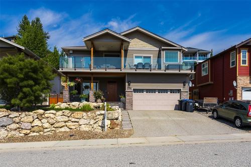 1386 Wilmot Avenue, Kelowna, BC - Outdoor With Facade