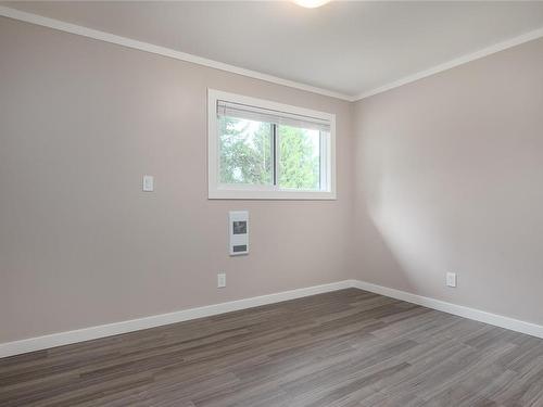 1190 Stuart Pl, Ladysmith, BC - Indoor Photo Showing Other Room