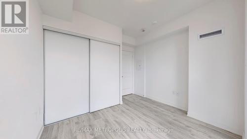 1609A - 4675 Metcalfe Avenue, Mississauga (Central Erin Mills), ON - Indoor Photo Showing Other Room