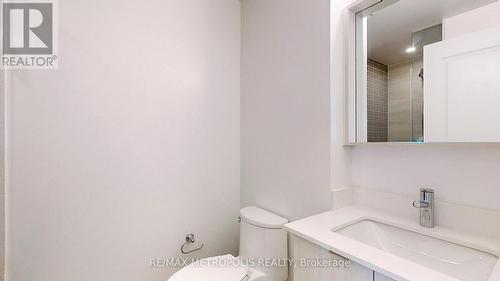 1609A - 4675 Metcalfe Avenue, Mississauga (Central Erin Mills), ON - Indoor Photo Showing Bathroom