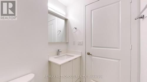 1609A - 4675 Metcalfe Avenue, Mississauga (Central Erin Mills), ON - Indoor Photo Showing Bathroom