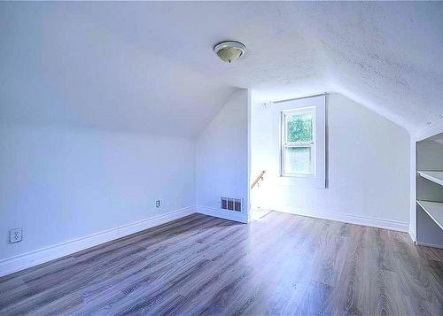 Upstairs Bedroom - 248 Fairfield Avenue, Hamilton, ON - Indoor Photo Showing Other Room