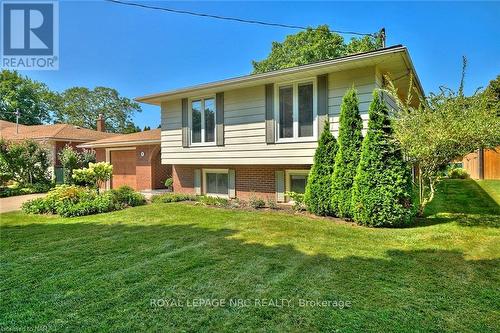 47 Monarch Park Drive, St. Catharines, ON - Outdoor